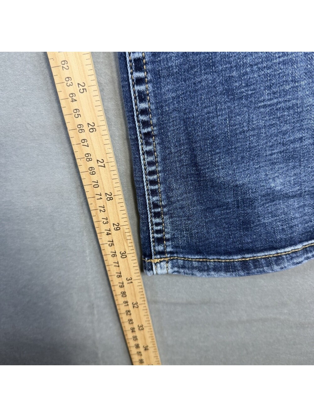 BKE Payton Universal Fit Bootcut Jeans Womens 27x31.5 Blue Medium Wash Mid Rise - Picture 8 of 8